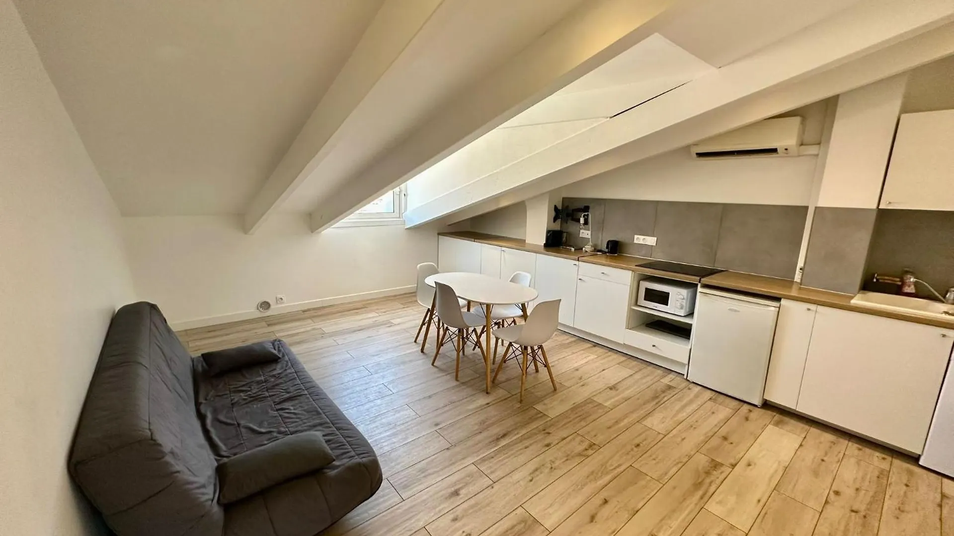 Apartment Appartement À Meyerbeer Nizza